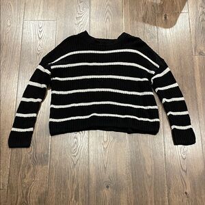 American Eagle Outfitters Black and White Striped Sweater